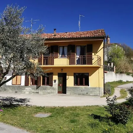 Casa vacanze Terrazza Vista Langhe Con Posto Auto