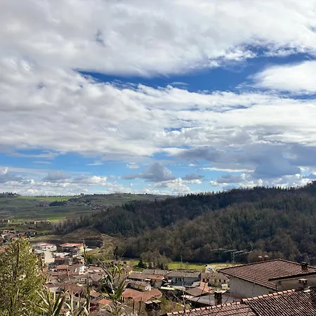Terrazza Vista Langhe Con Posto Auto Casa vacanze Vezza d'Alba